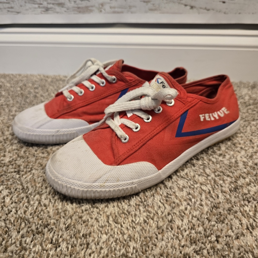 Feiyue Men's Red and White Sneakers Classic Athletic Design Size 12M